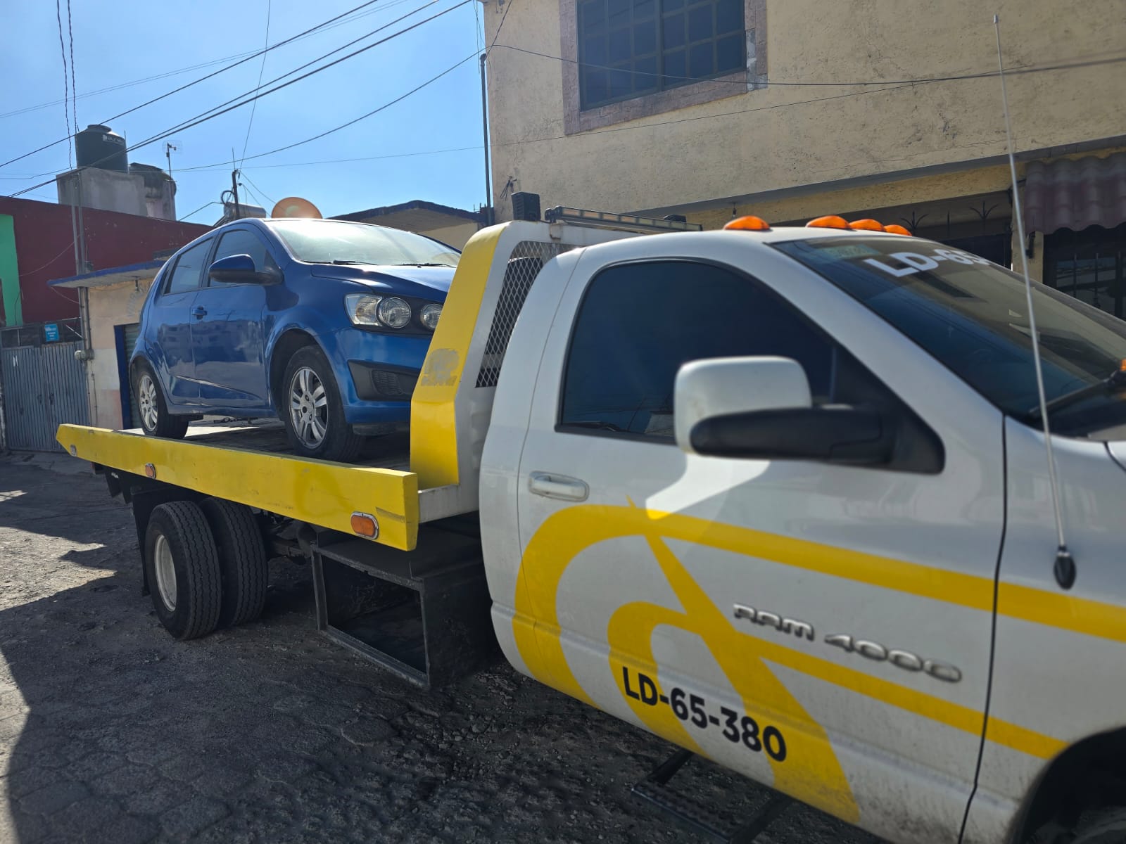 Servicio de grúa 11