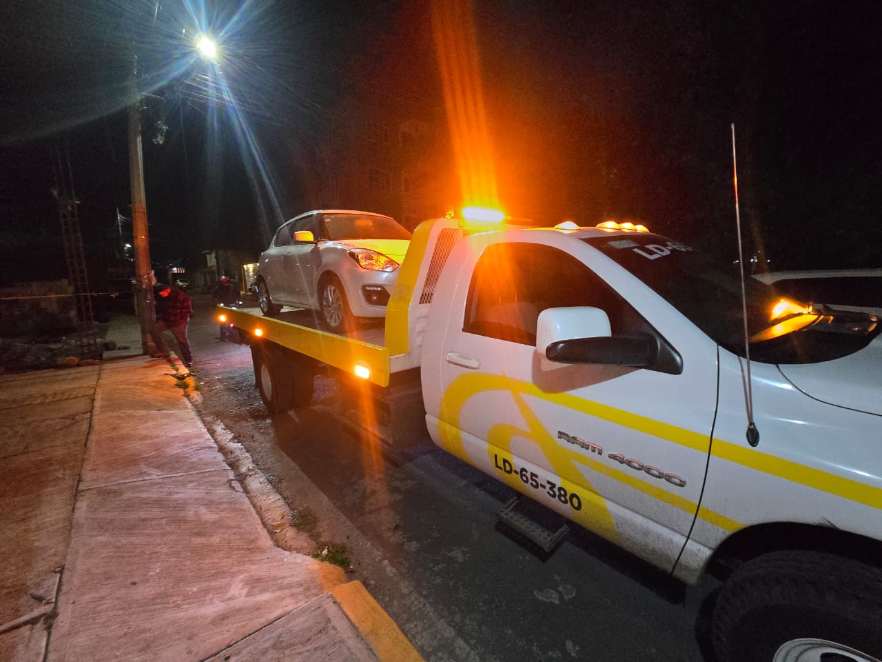 Servicio de grúa 12